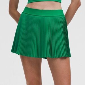 Lululemon pleated tennis skirt